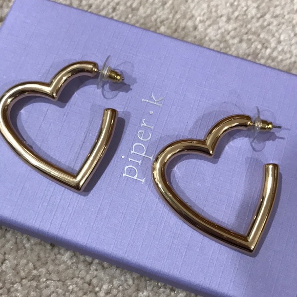 Piper K Gold HEART Hoops ❤️ - Picture 1 of 6